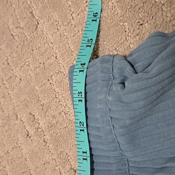 Nike High Waisted Ribbed Shorts - Picture 6 of 7